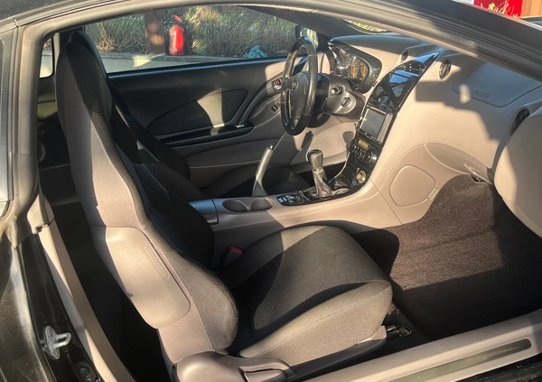 Toyota Celica cena 9900 przebieg: 298970, rok produkcji 2002 z Poznań małe 211